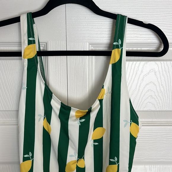 Solid and Striped Anne-Marie Swimsuit - Picture 4 of 7